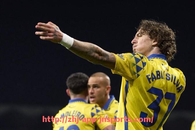 江南体育APP下载-法甲赛季全局分析报告：数据支撑下的战术趋势