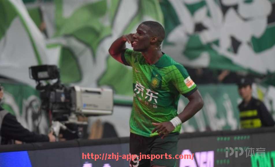 江南体育APP下载-世俱杯战术应用分析与不同体系对比研究