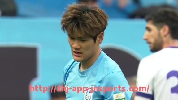 江南体育APP下载-火箭队与雷霆队季后赛比赛结果及赛况分析